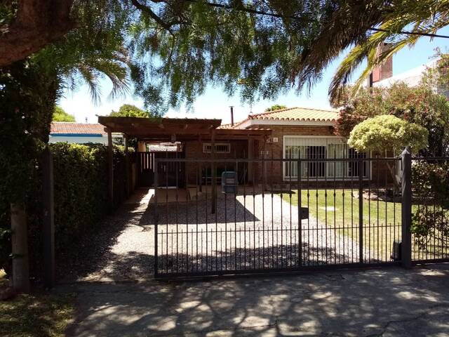 #4 - Casa para Venta en Canelones - UY-CA