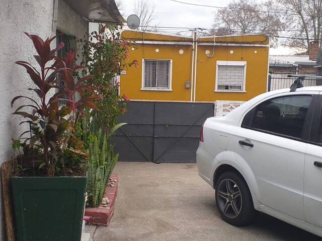 #11 - Casa para Venta en Montevideo - UY-MO