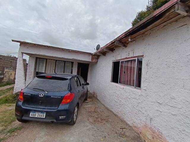 #30 - Casa para Venta en Montevideo - UY-MO